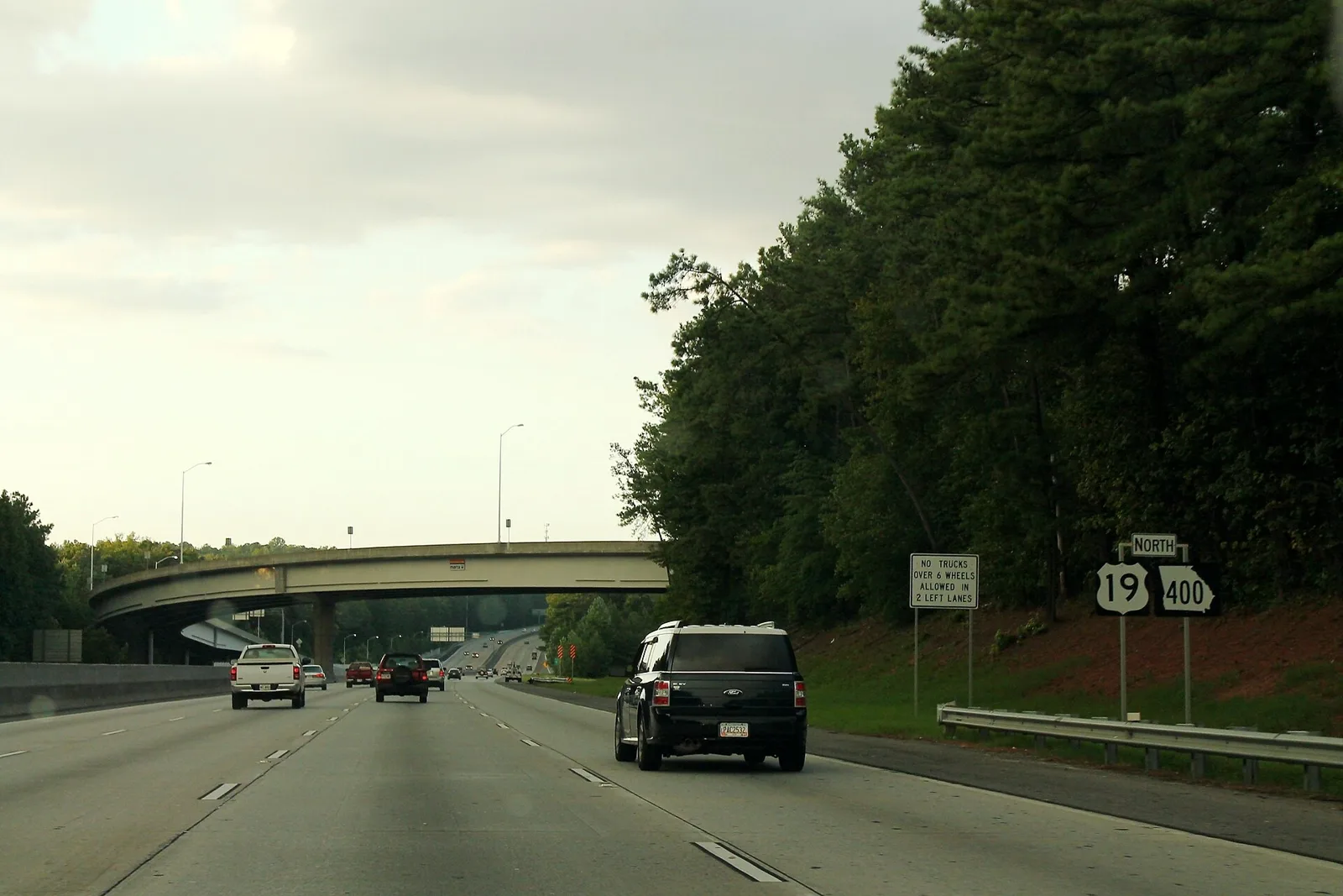 Georgia 400 northbound in Sandy Springs. The state highway is not one of the city's TSPLOST projects.