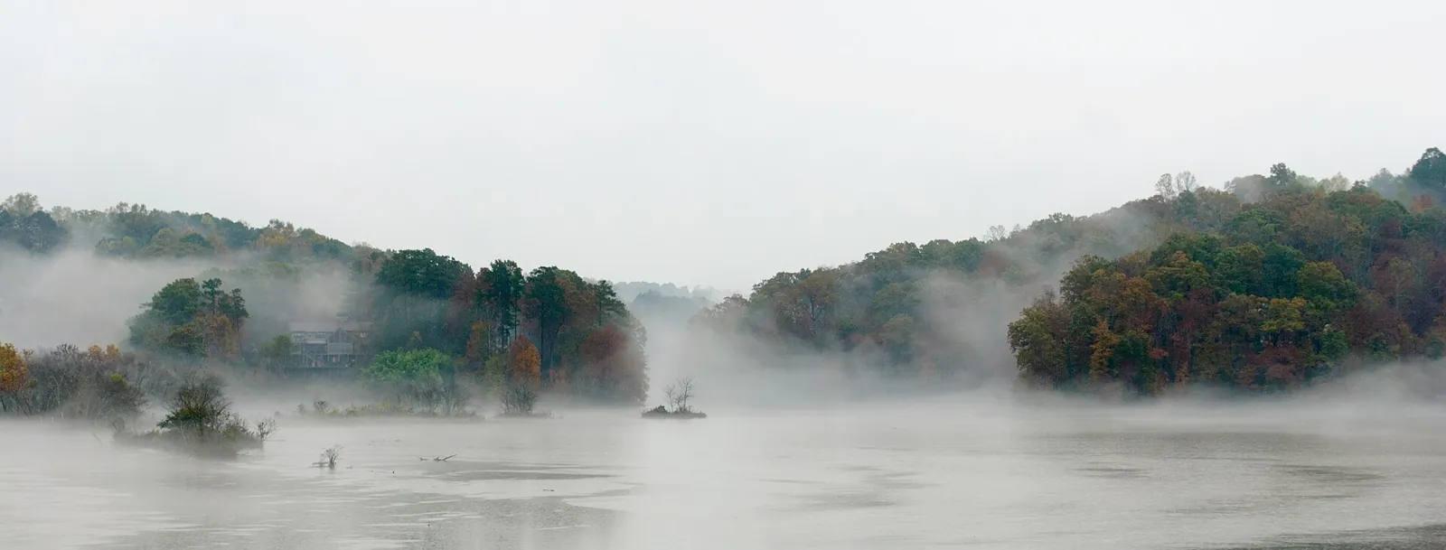 Morning mist on Bull Sluice Lake, the Chattahoochee River above Morgan Falls Dam, near Morgan Falls Overlook Park